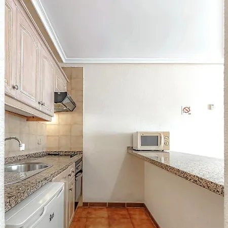 מלון דירות Apto Con Piscina, Terraza Privada & Ac סן מיגל דה אבונה
