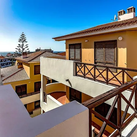Apto Con Piscina, Terraza Privada & Ac מלון דירות *